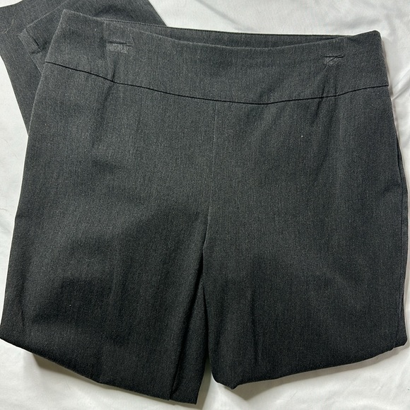 Chicos Fabulously Slimming Perfect Stretch Pull-On Pants - Picture 2 of 5